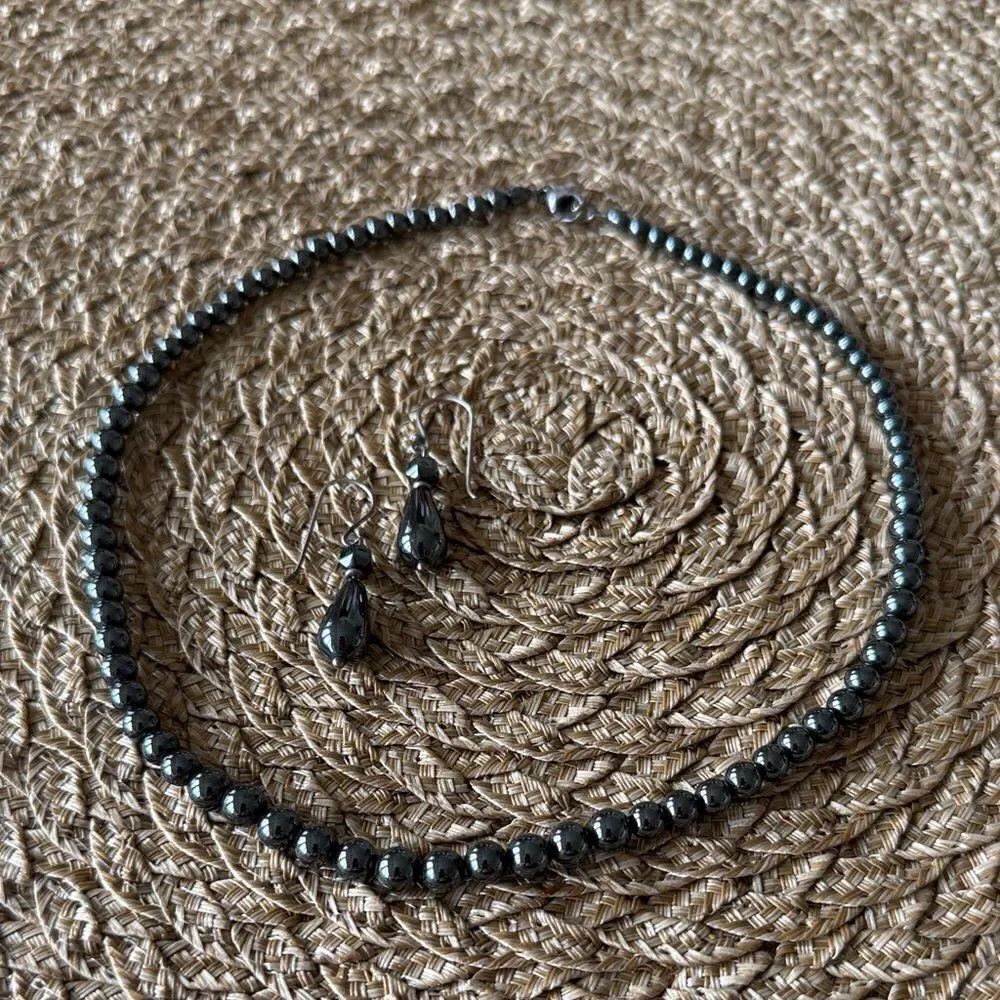 Hematite necklace & earrings